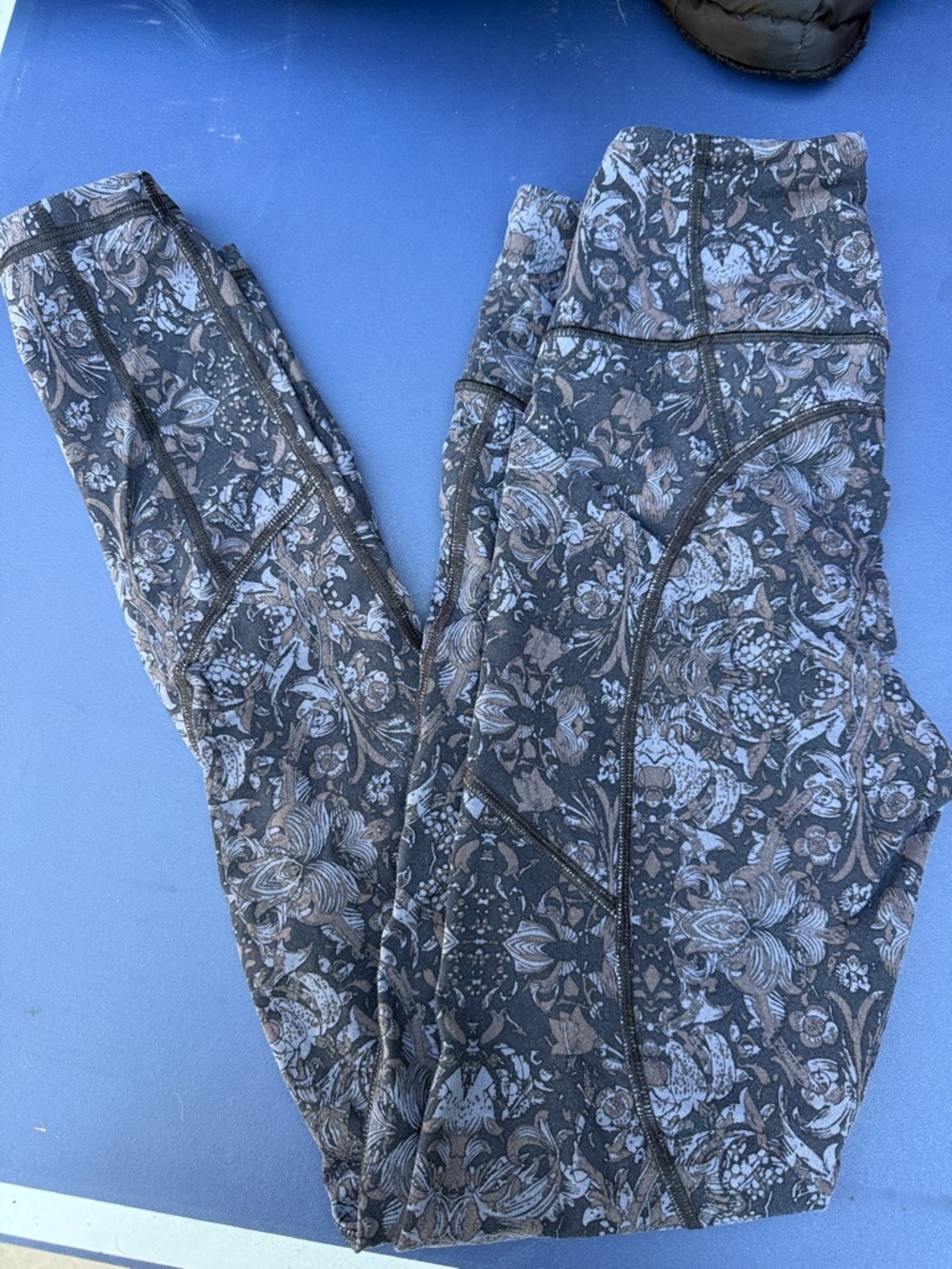 Victoria's Secret Floral High-Waist Leggings - Black & Brown